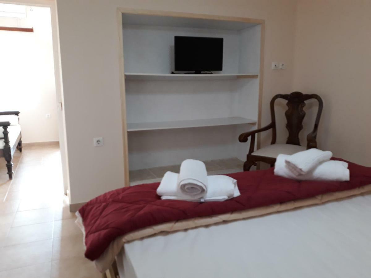 Maria Guesthouse Kíni Kültér fotó